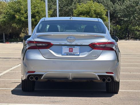 Used 2024 Toyota Camry XSE FWD image 5