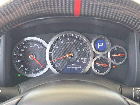 Used 2016 Nissan GT-R Premium AWD/4WD image 13