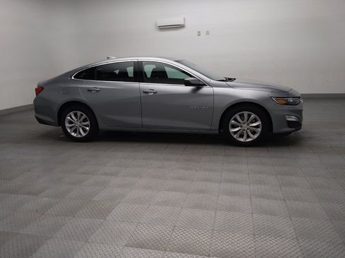 Used 2025 Chevrolet Malibu LT FWD image 11