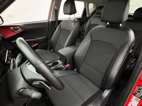 Used 2022 Kia Soul Turbo FWD image 18
