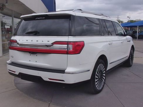 Used 2020 Lincoln Navigator L Black Label w/ Cargo Convenience Package AWD/4WD image 17