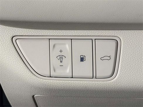 New 2026 Genesis G70 2.5T image 18