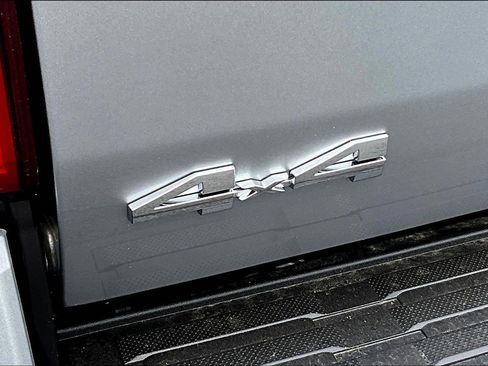 New 2026 Toyota Tacoma SR5 AWD/4WD image 13