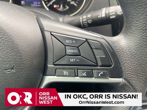 Used 2020 Nissan Rogue S image 24
