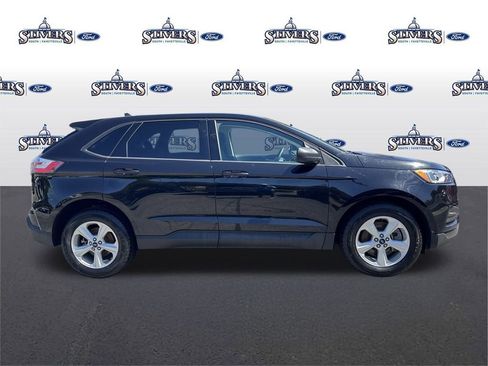 Used 2021 Ford Edge SE w/ Cargo Accessory Package image 4