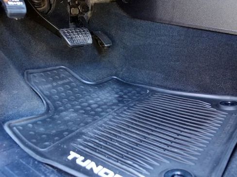 Used 2014 Toyota Tundra Limited image 45