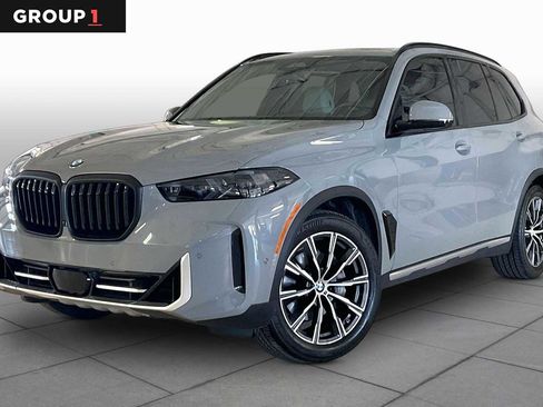 Certified 2025 BMW X5 xDrive40i w/ Parking Assistance Package AWD/4WD image 1