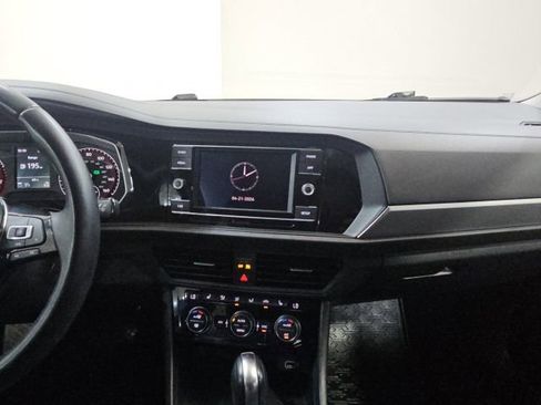 Used 2019 Volkswagen Jetta image 19