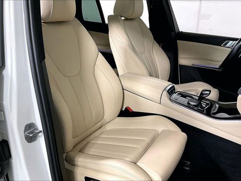 Used 2021 BMW X5 sDrive40i w/ Premium Package 2 image 7