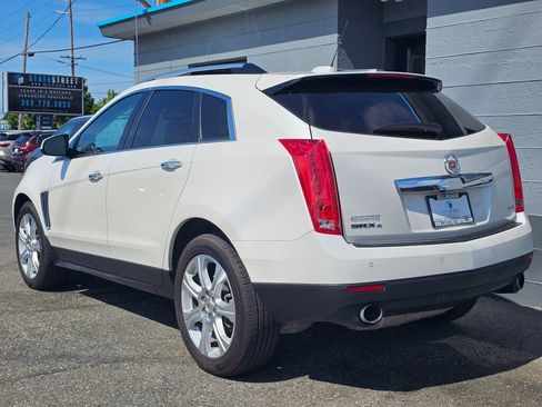 Used 2016 Cadillac SRX Performance w/ Driver Awareness Package AWD/4WD image 3