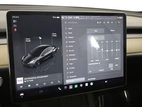 Used 2022 Tesla Model 3 Long Range AWD/4WD image 34