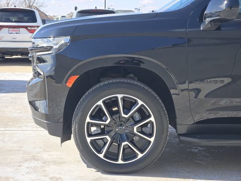Used 2023 Chevrolet Tahoe RST image 9