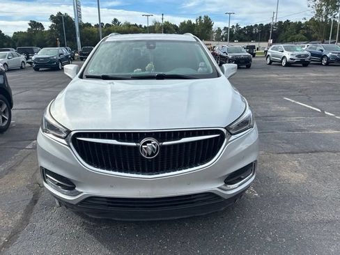 Used 2018 Buick Enclave Premium w/ LPO, Hit The Road Package AWD/4WD image 2