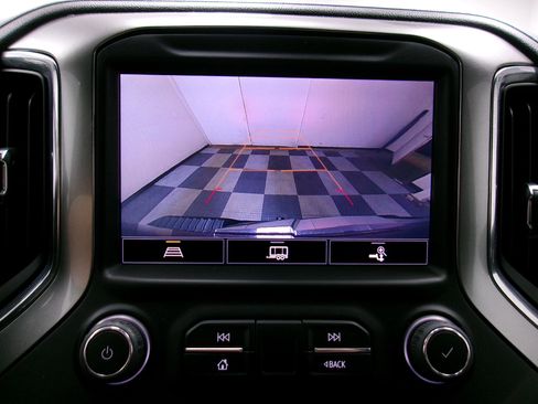 Certified 2022 Chevrolet Silverado 1500 LT Trail Boss w/ Convenience Package II image 5