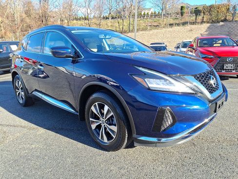 Used 2019 Nissan Murano SV image 3