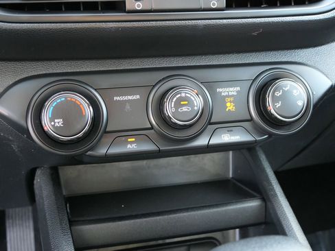 Used 2022 Kia Forte LXS image 21