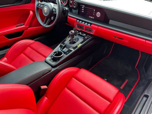 Certified 2022 Porsche 911 GT3 RWD image 17