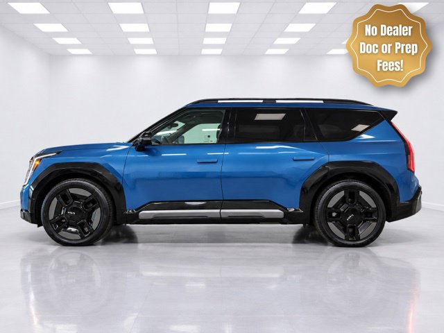 Used 2024 Kia EV9 Land AWD/4WD image 1