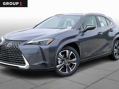 New 2025 Lexus UX 300h Premium