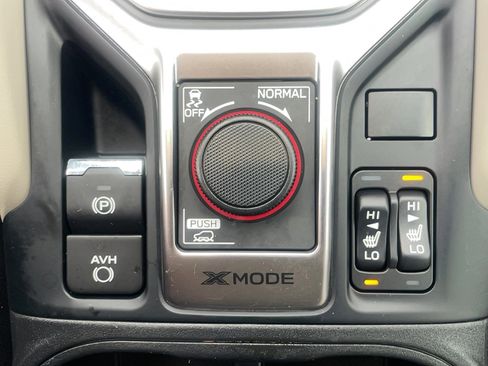 Used 2023 Subaru Forester Premium image 12