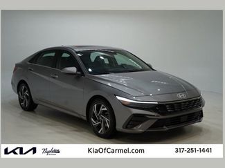 Used 2025 Hyundai Elantra SEL video 1