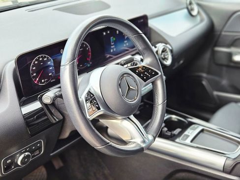 Certified 2024 Mercedes-Benz GLA 250 4MATIC image 16