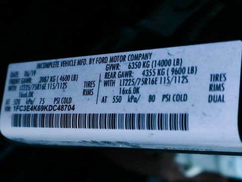 Used 2019 Ford E-450 and Econoline 450 Super Duty image 38