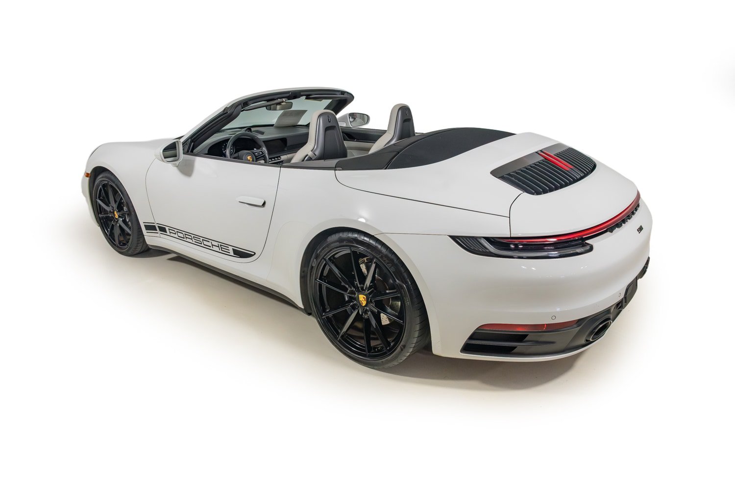 Used 2022 Porsche 911 Carrera RWD image 4