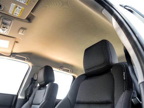 Used 2022 Nissan Frontier SV image 31