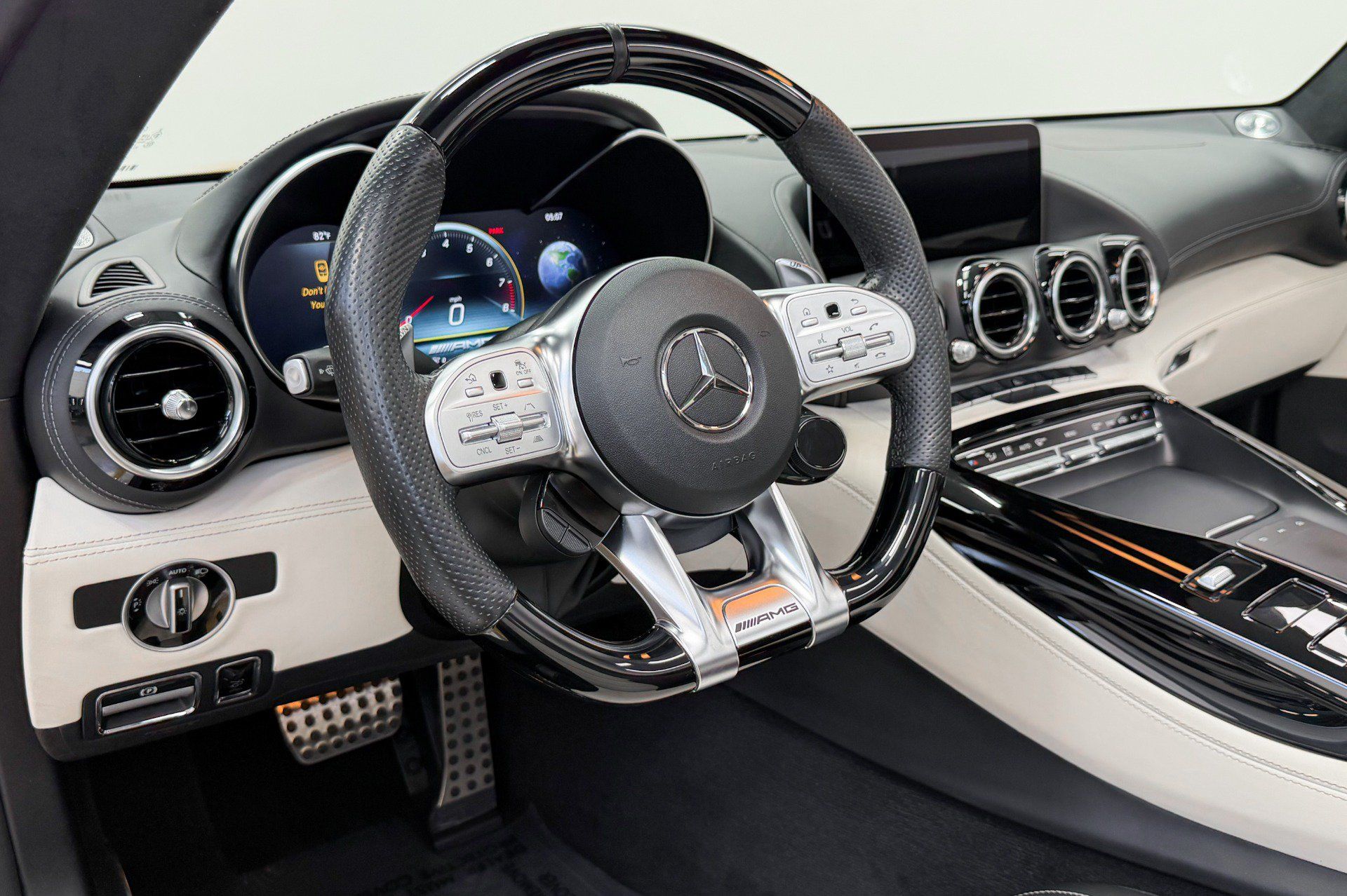 Used 2020 Mercedes-Benz AMG GT C image 13