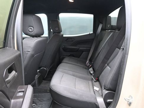 Used 2024 Chevrolet Colorado W/T RWD image 22