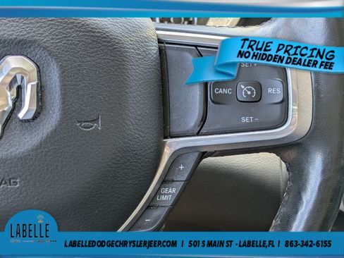 Used 2019 RAM 1500 Laramie AWD/4WD image 21
