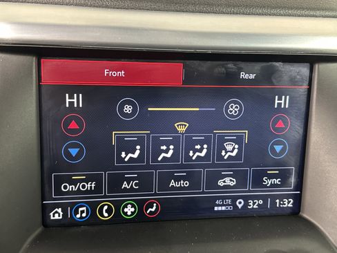 Used 2023 GMC Acadia SLE w/ Driver Convenience Package image 25