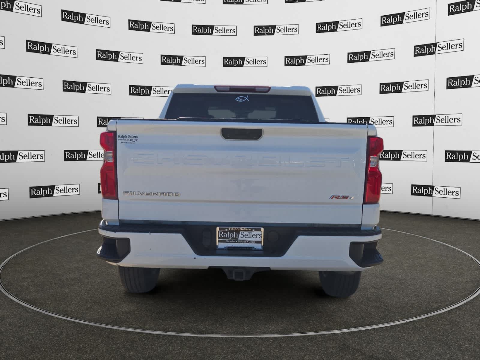 Used 2023 Chevrolet Silverado 1500 RST RWD image 5