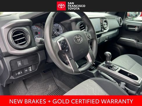 Certified 2022 Toyota Tacoma TRD Off-Road w/ Technology Package AWD/4WD image 13
