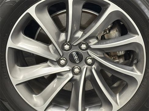 Used 2020 Lincoln Aviator Grand Touring w/ Elements Package Plus image 5