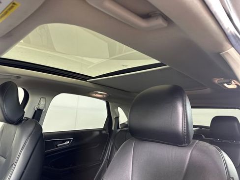 Used 2018 Ford Edge Titanium w/ Equipment Group 301A image 12