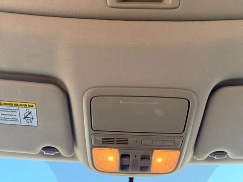 Used 2016 Honda Pilot EX-L image 17