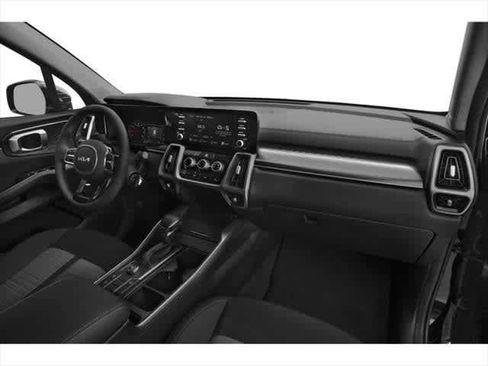 Used 2022 Kia Sorento LX FWD image 11