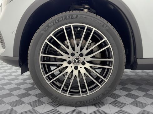 Used 2023 Mercedes-Benz GLC 300 image 13
