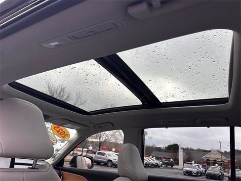 Certified 2025 Toyota Grand Highlander AWD Hybrid image 15