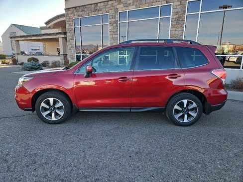 Used 2017 Subaru Forester 2.5i Limited image 2