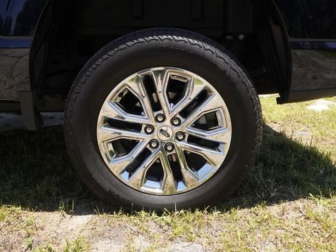 Used 2024 Ford F150 Lariat w/ FX4 Off-Road Package AWD/4WD image 37