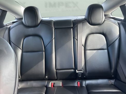 Used 2021 Tesla Model 3 Long Range image 12