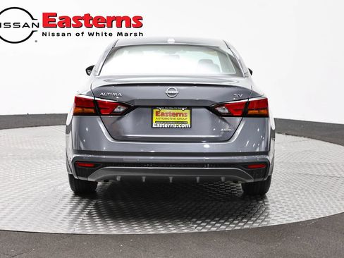 Used 2024 Nissan Altima 2.5 SV AWD/4WD image 6