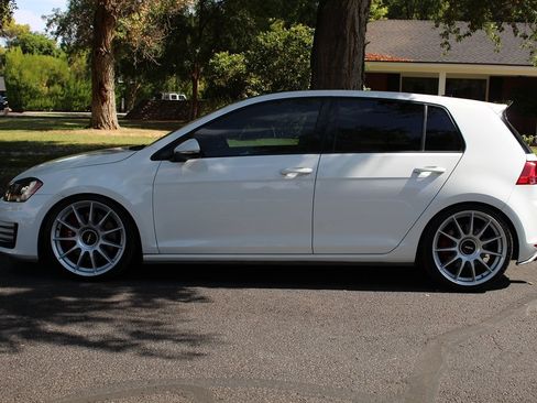 Used 2017 Volkswagen GTI Sport FWD image 2