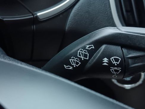 Used 2021 Ford Edge SEL w/ Convenience Package image 15