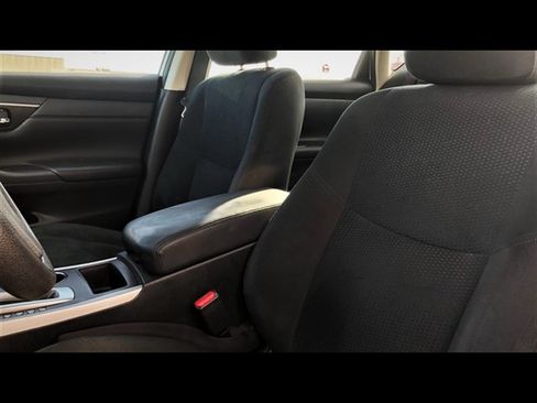 Used 2015 Nissan Altima 2.5 S w/ Power Driver Seat Package FWD image 10