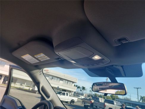 Used 2020 Ford F150 XLT image 25