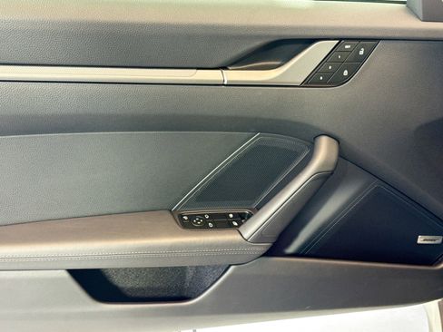 Used 2024 Porsche 911 Carrera image 11